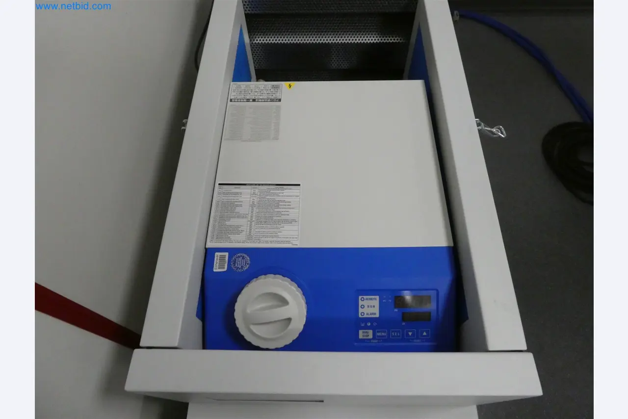 Machines de moulage par injection, machines CNC & lignes d'assemblage pour les éléments chauffants et les composants automobiles-13