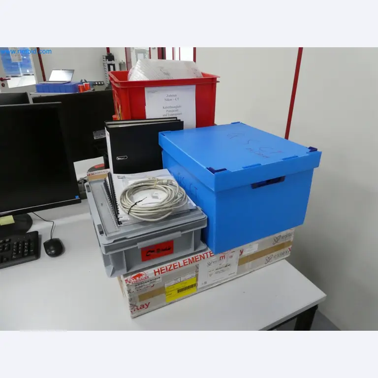 Machines de moulage par injection, machines CNC & lignes d'assemblage pour les éléments chauffants et les composants automobiles-18