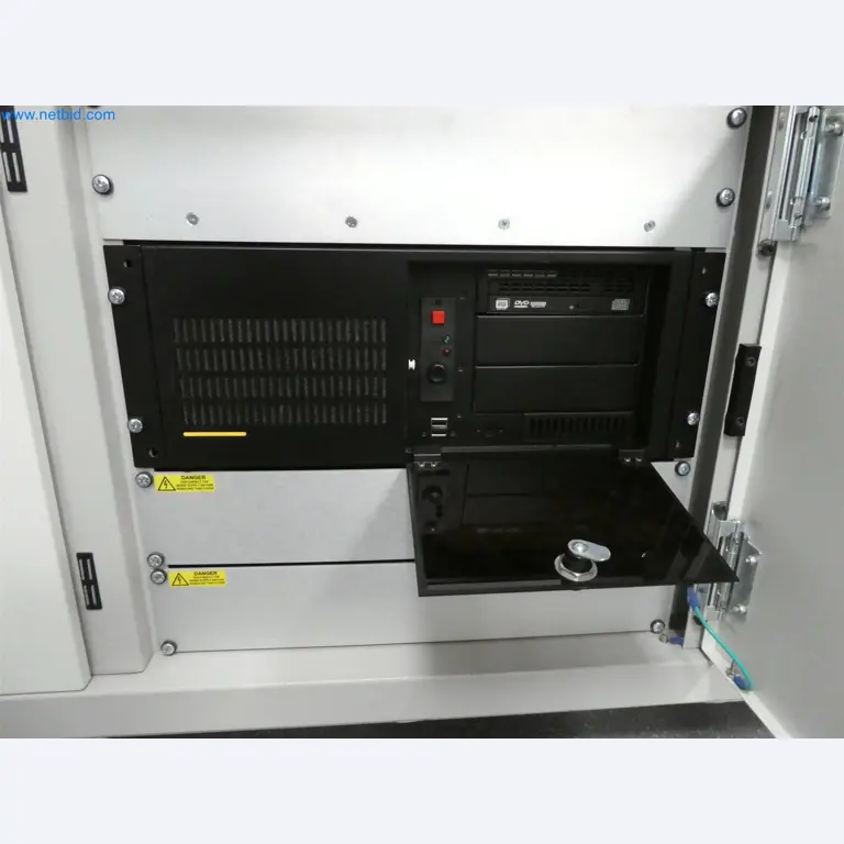 Machines de moulage par injection, machines CNC & lignes d'assemblage pour les éléments chauffants et les composants automobiles-3