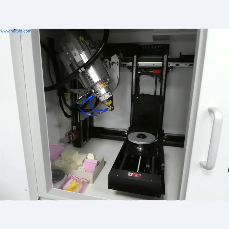 Machines de moulage par injection, machines CNC & lignes d'assemblage pour les éléments chauffants et les composants automobiles-5