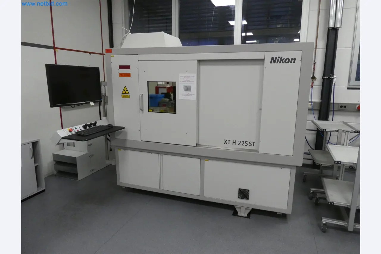 Machines de moulage par injection, machines CNC & lignes d'assemblage pour les éléments chauffants et les composants automobiles-8