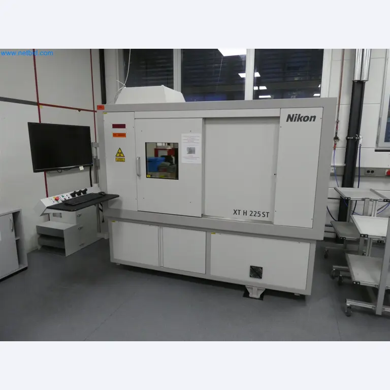 Machines de moulage par injection, machines CNC & lignes d'assemblage pour les éléments chauffants et les composants automobiles-8