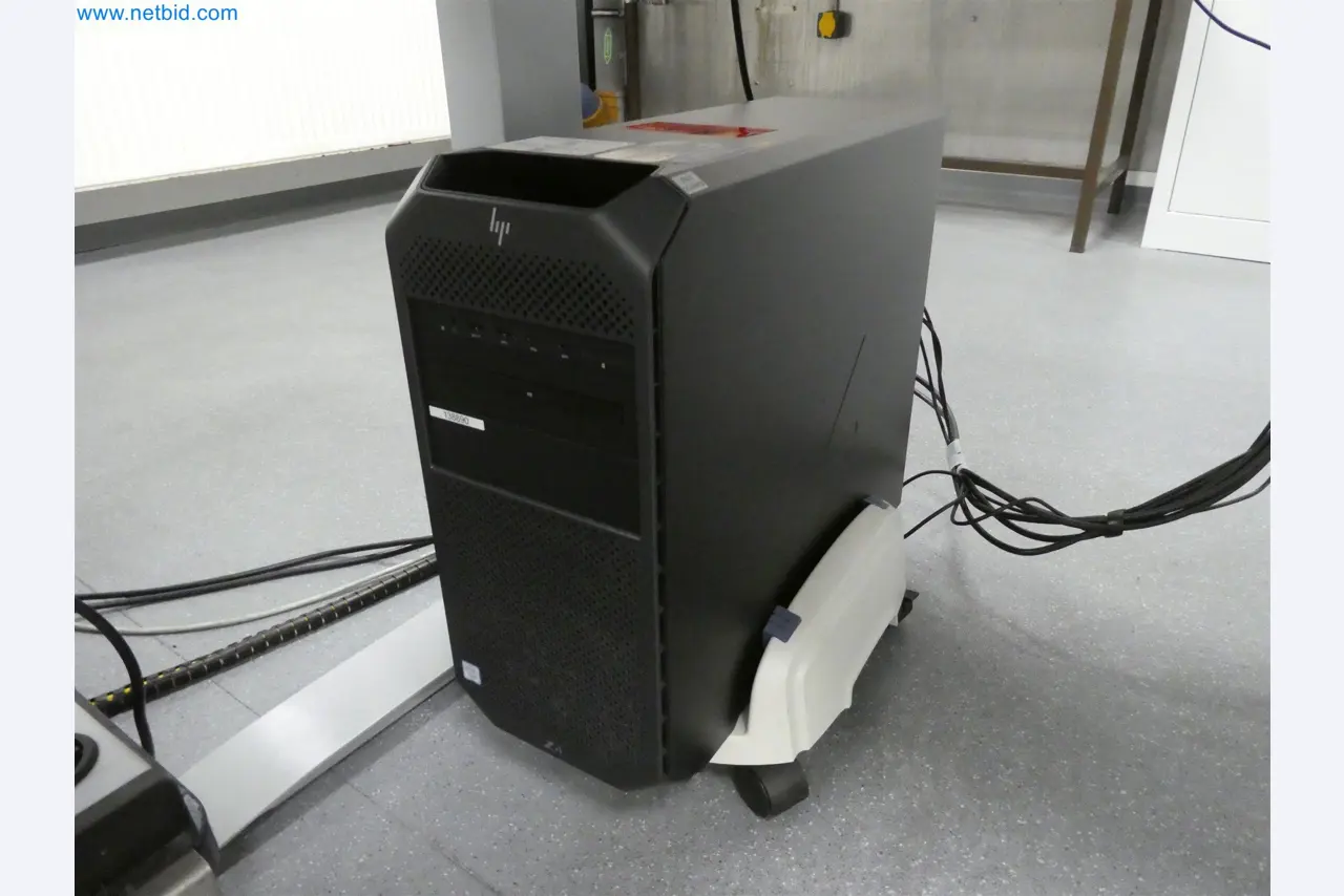 Machines de moulage par injection, machines CNC & lignes d'assemblage pour les éléments chauffants et les composants automobiles-13