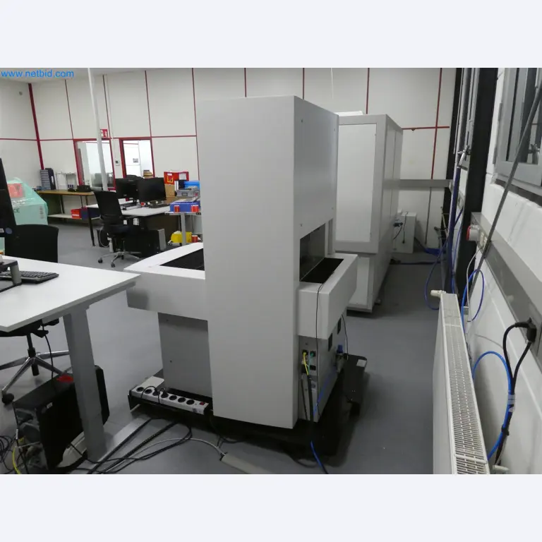 Machines de moulage par injection, machines CNC & lignes d'assemblage pour les éléments chauffants et les composants automobiles-4