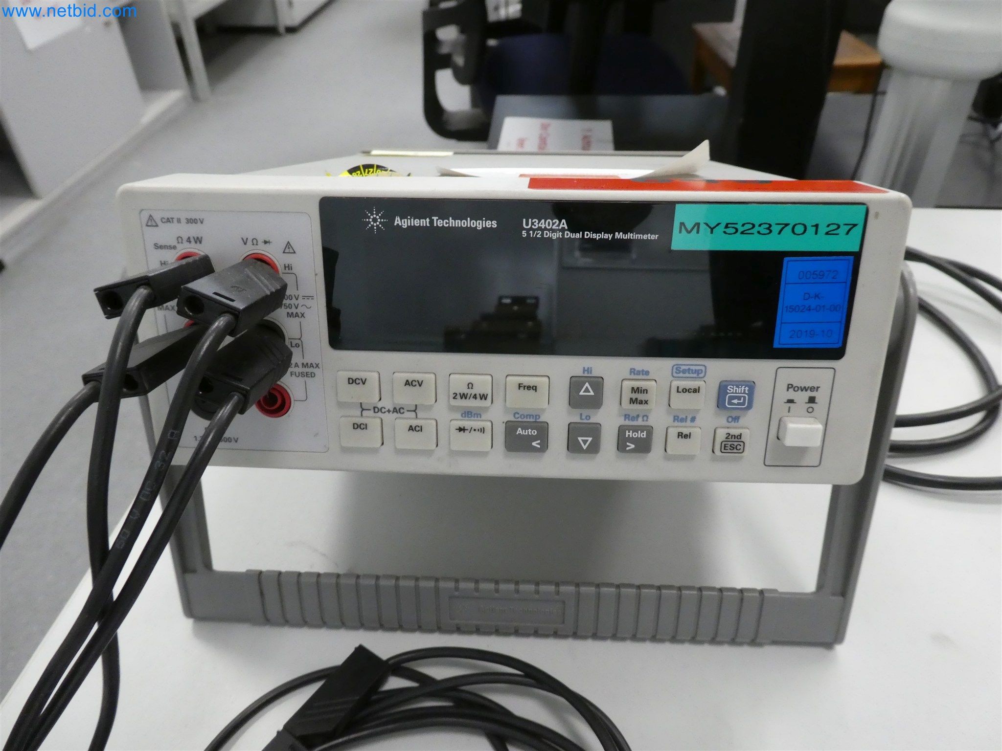 Machines de moulage par injection, machines CNC & lignes d'assemblage pour les éléments chauffants et les composants automobiles-1