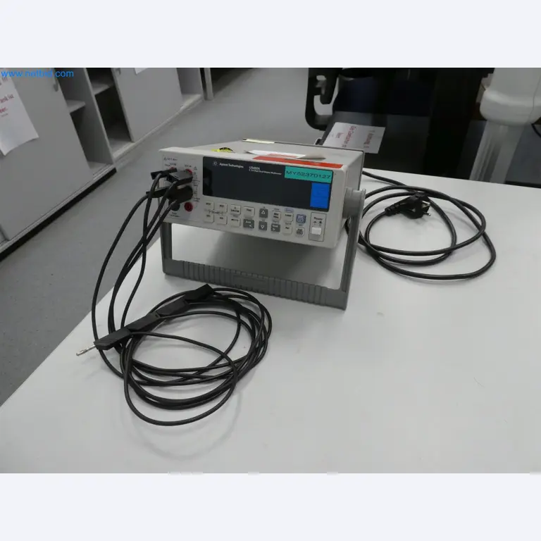 Machines de moulage par injection, machines CNC & lignes d'assemblage pour les éléments chauffants et les composants automobiles-2