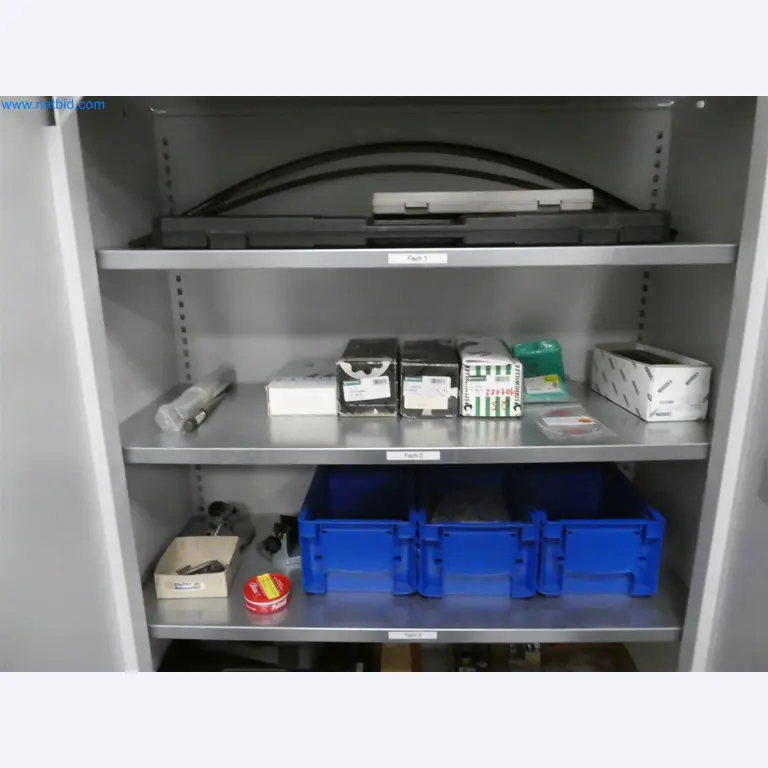 Machines de moulage par injection, machines CNC & lignes d'assemblage pour les éléments chauffants et les composants automobiles-11