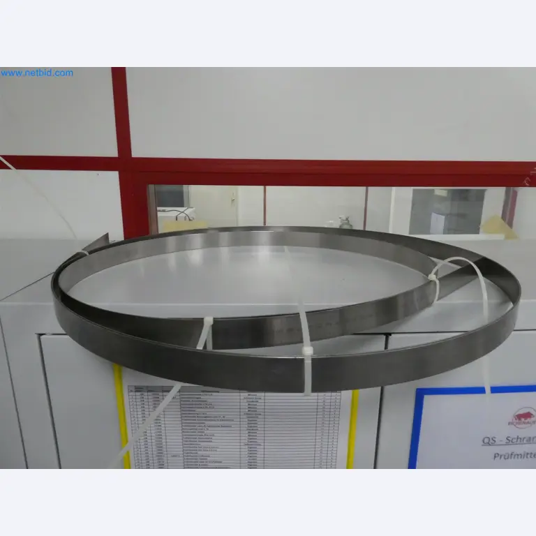 Machines de moulage par injection, machines CNC & lignes d'assemblage pour les éléments chauffants et les composants automobiles-13