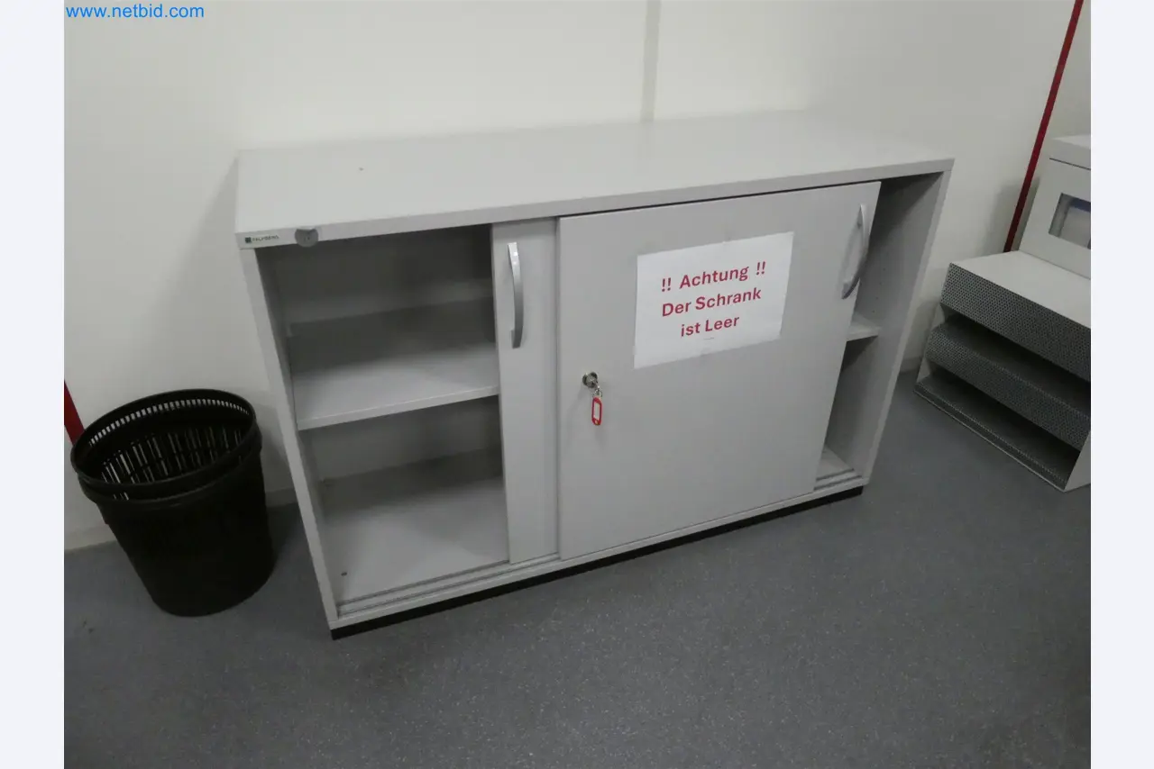 Machines de moulage par injection, machines CNC & lignes d'assemblage pour les éléments chauffants et les composants automobiles-3