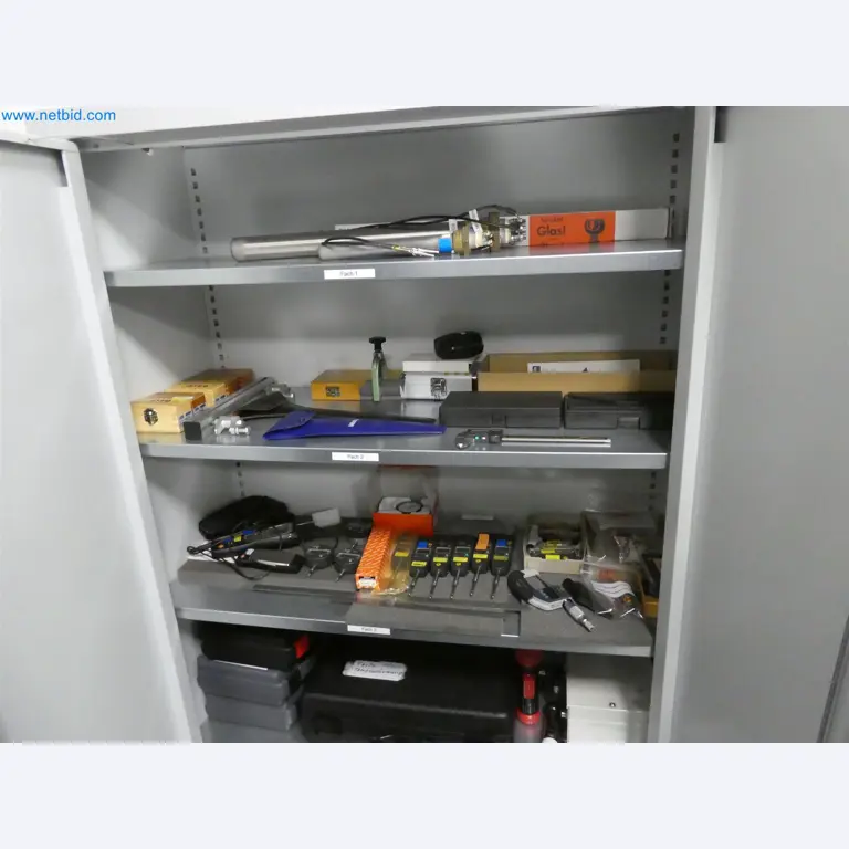 Machines de moulage par injection, machines CNC & lignes d'assemblage pour les éléments chauffants et les composants automobiles-8