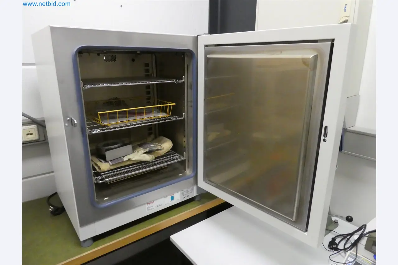 Injection molding machines, CNC machines & assembly lines for heating elements and automotive components-1