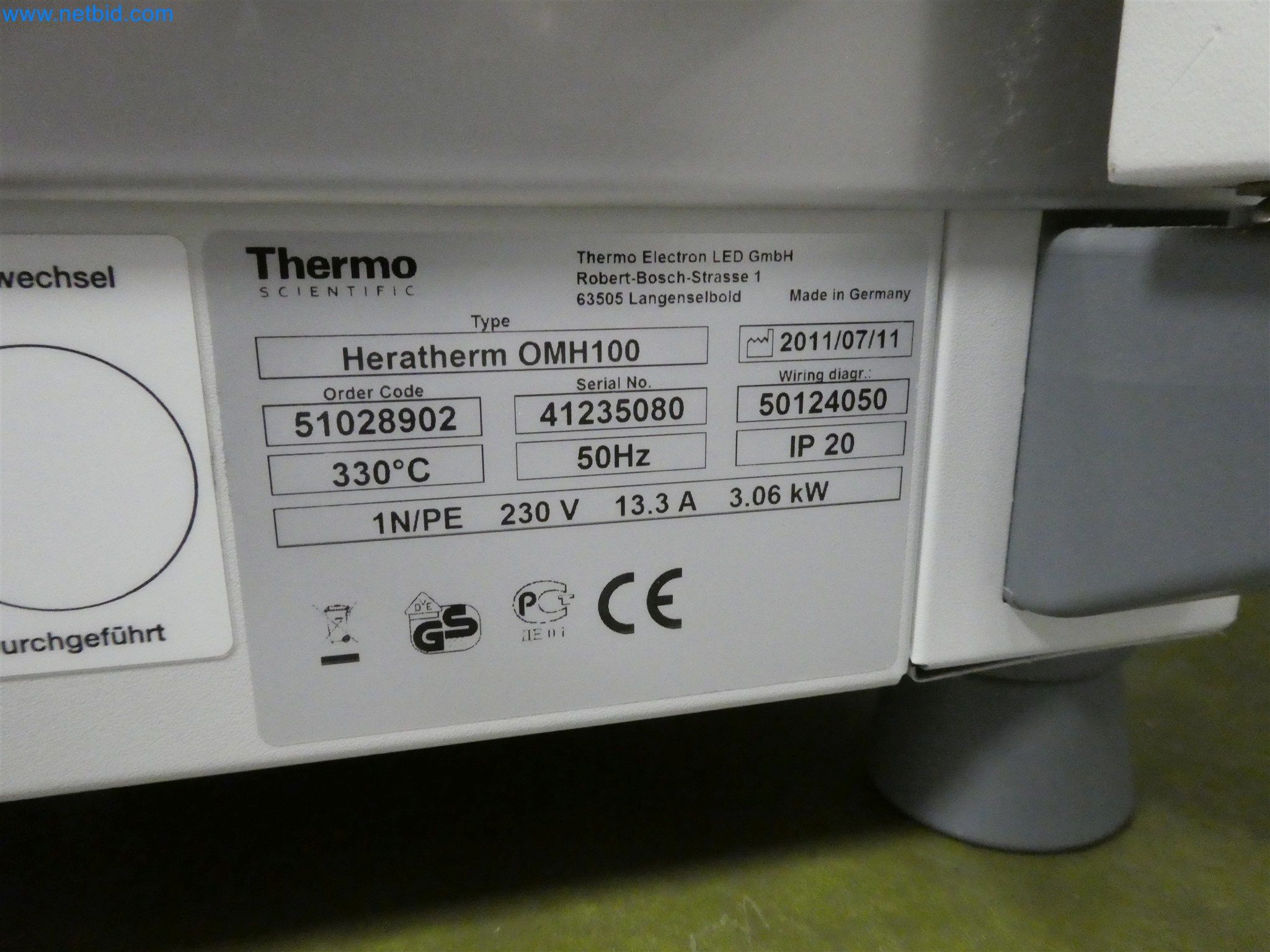 Injection molding machines, CNC machines & assembly lines for heating elements and automotive components-3