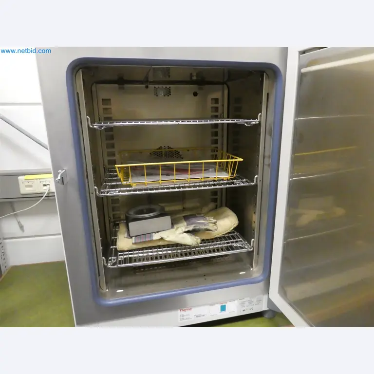 Injection molding machines, CNC machines & assembly lines for heating elements and automotive components-4