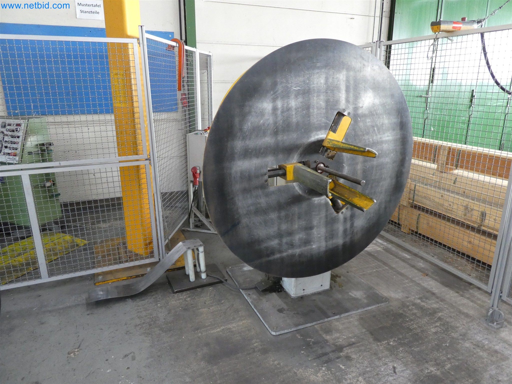 Injection molding machines, CNC machines & assembly lines for heating elements and automotive components-15