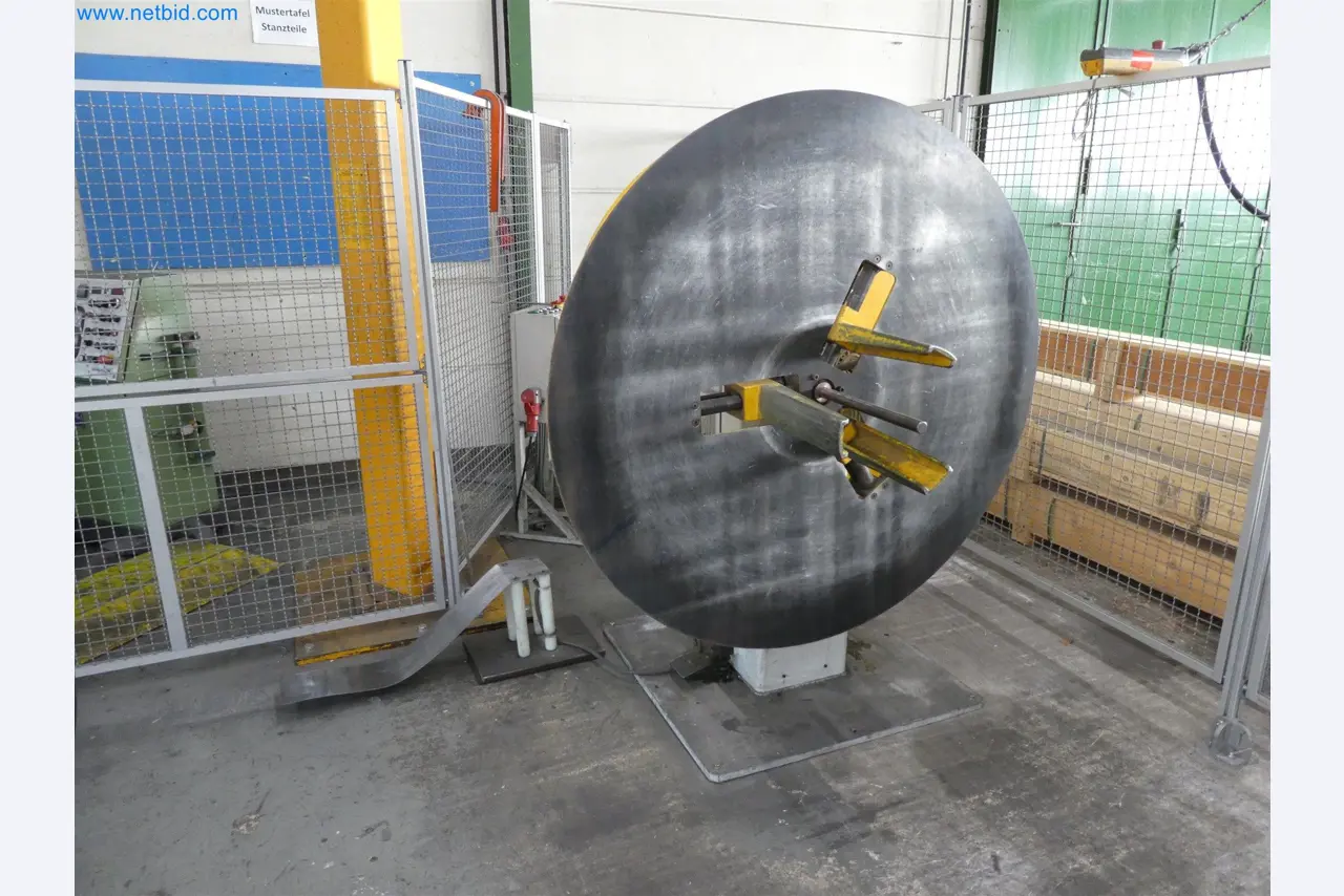 Injection molding machines, CNC machines & assembly lines for heating elements and automotive components-15