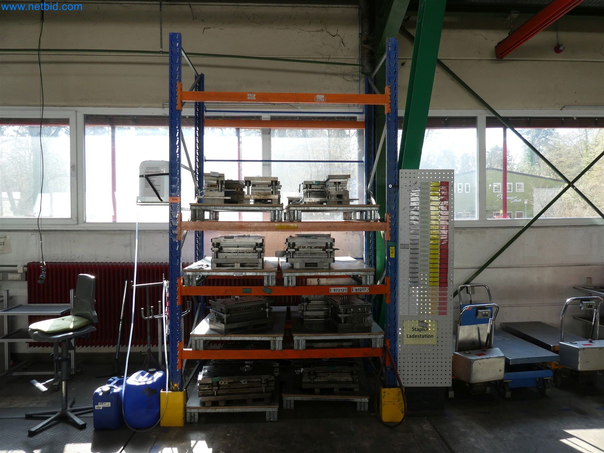 Máquinas de moldeo por inyección, máquinas CNC y líneas de montaje para elementos calefactores y componentes de automoción-1