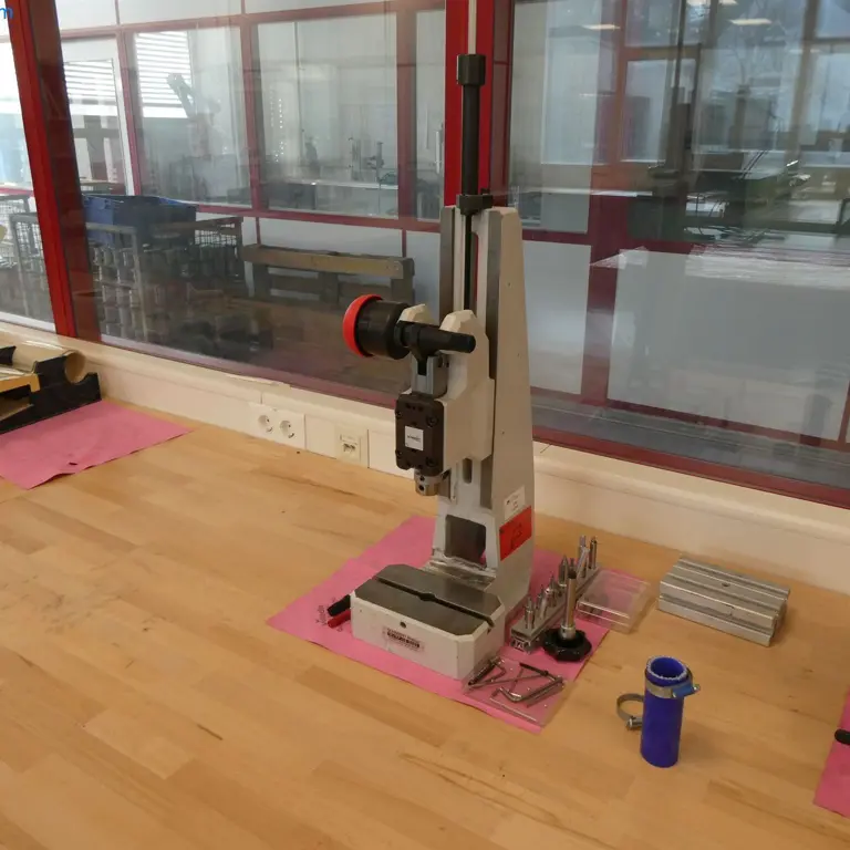 Presse à genouillère Schmidt 18VRF