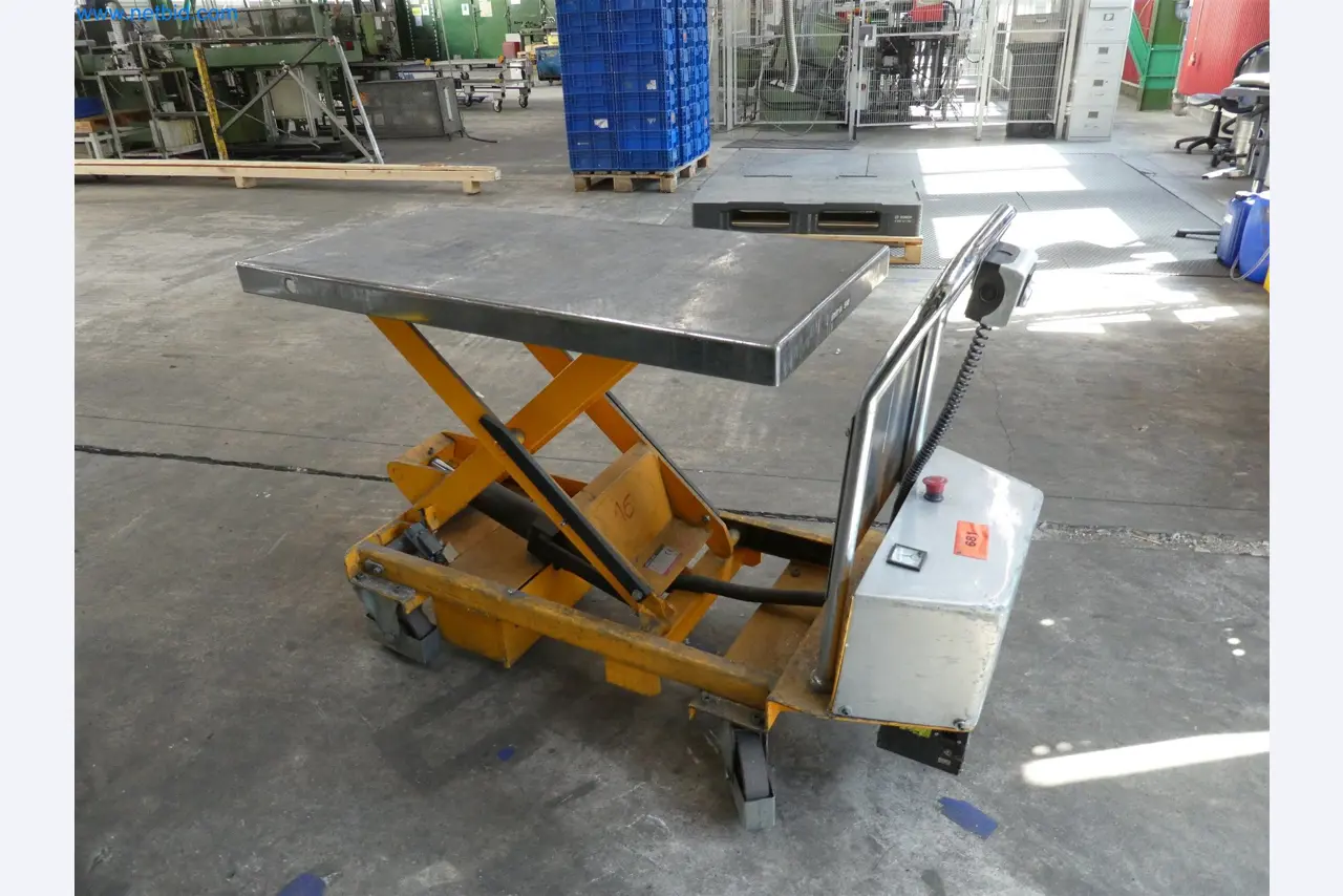 Máquinas de moldeo por inyección, máquinas CNC y líneas de montaje para elementos calefactores y componentes de automoción-4