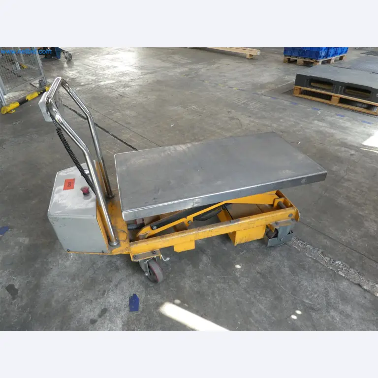 Máquinas de moldeo por inyección, máquinas CNC y líneas de montaje para elementos calefactores y componentes de automoción-1