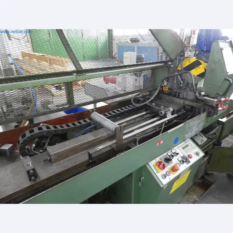 Máquinas de moldeo por inyección, máquinas CNC y líneas de montaje para elementos calefactores y componentes de automoción-4