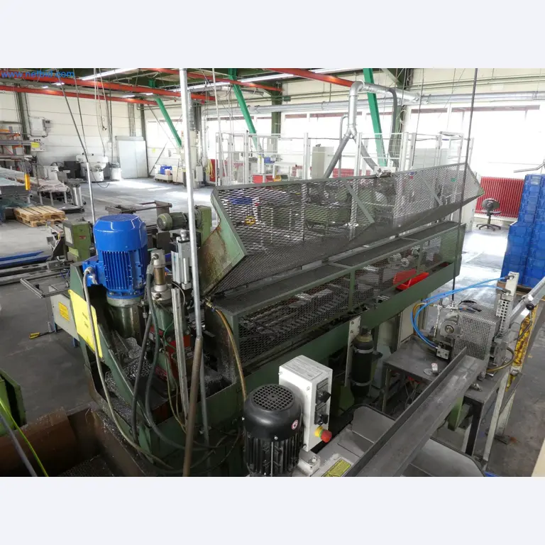 Máquinas de moldeo por inyección, máquinas CNC y líneas de montaje para elementos calefactores y componentes de automoción-6