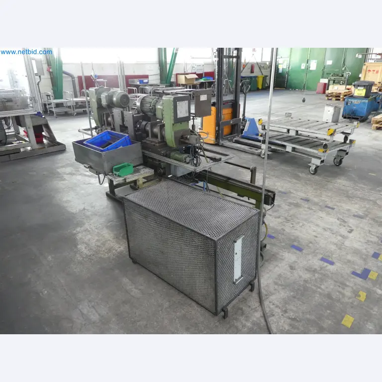 Máquinas de moldeo por inyección, máquinas CNC y líneas de montaje para elementos calefactores y componentes de automoción-1