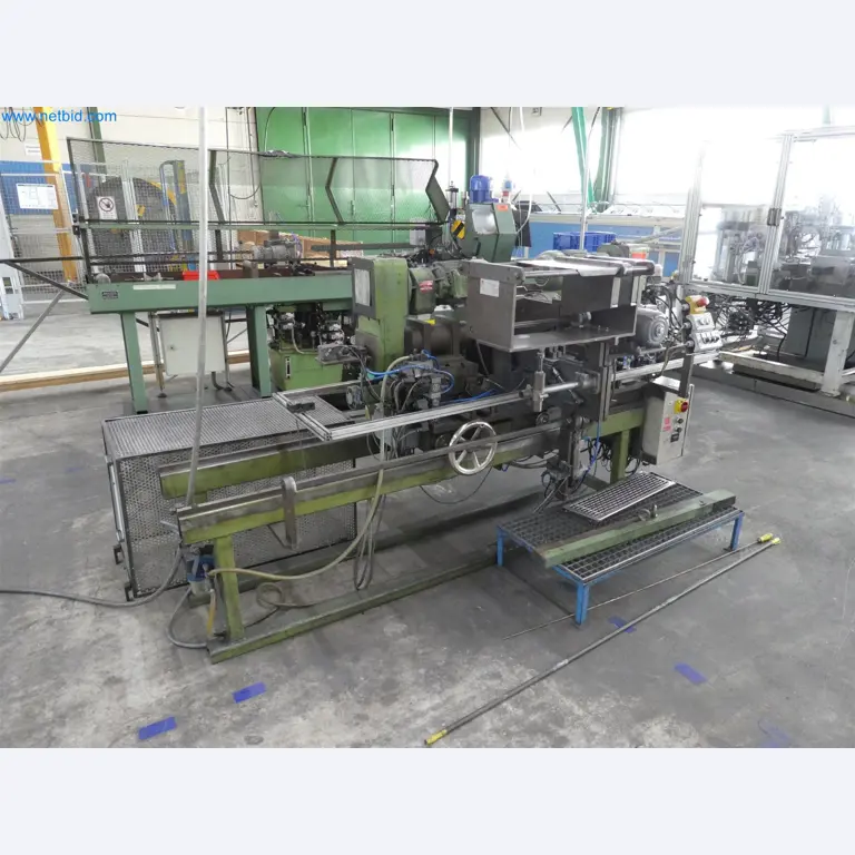 Máquinas de moldeo por inyección, máquinas CNC y líneas de montaje para elementos calefactores y componentes de automoción-2