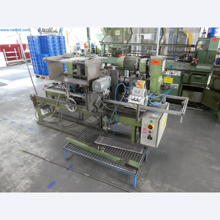 Máquinas de moldeo por inyección, máquinas CNC y líneas de montaje para elementos calefactores y componentes de automoción-3