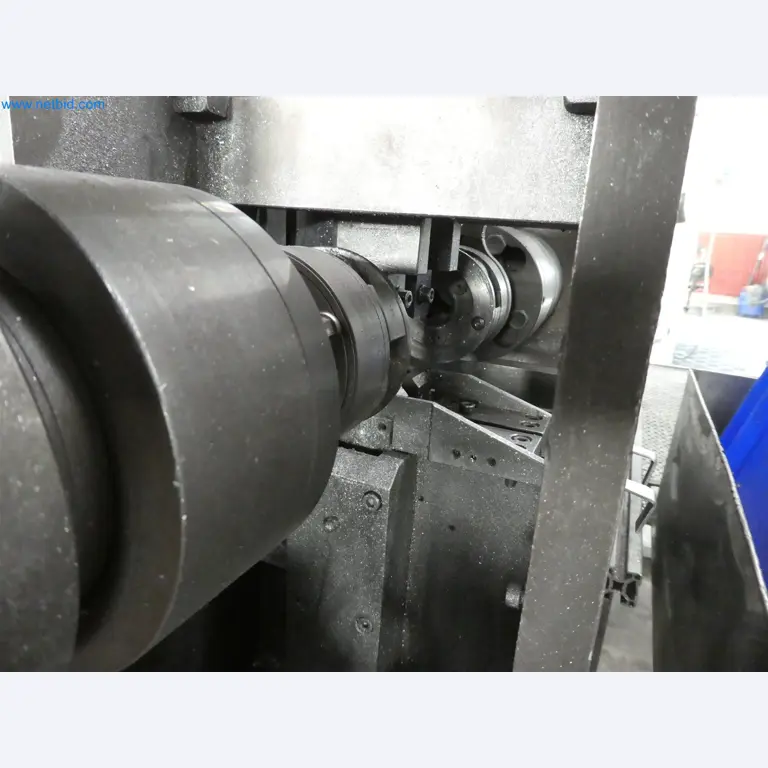 Máquinas de moldeo por inyección, máquinas CNC y líneas de montaje para elementos calefactores y componentes de automoción-7