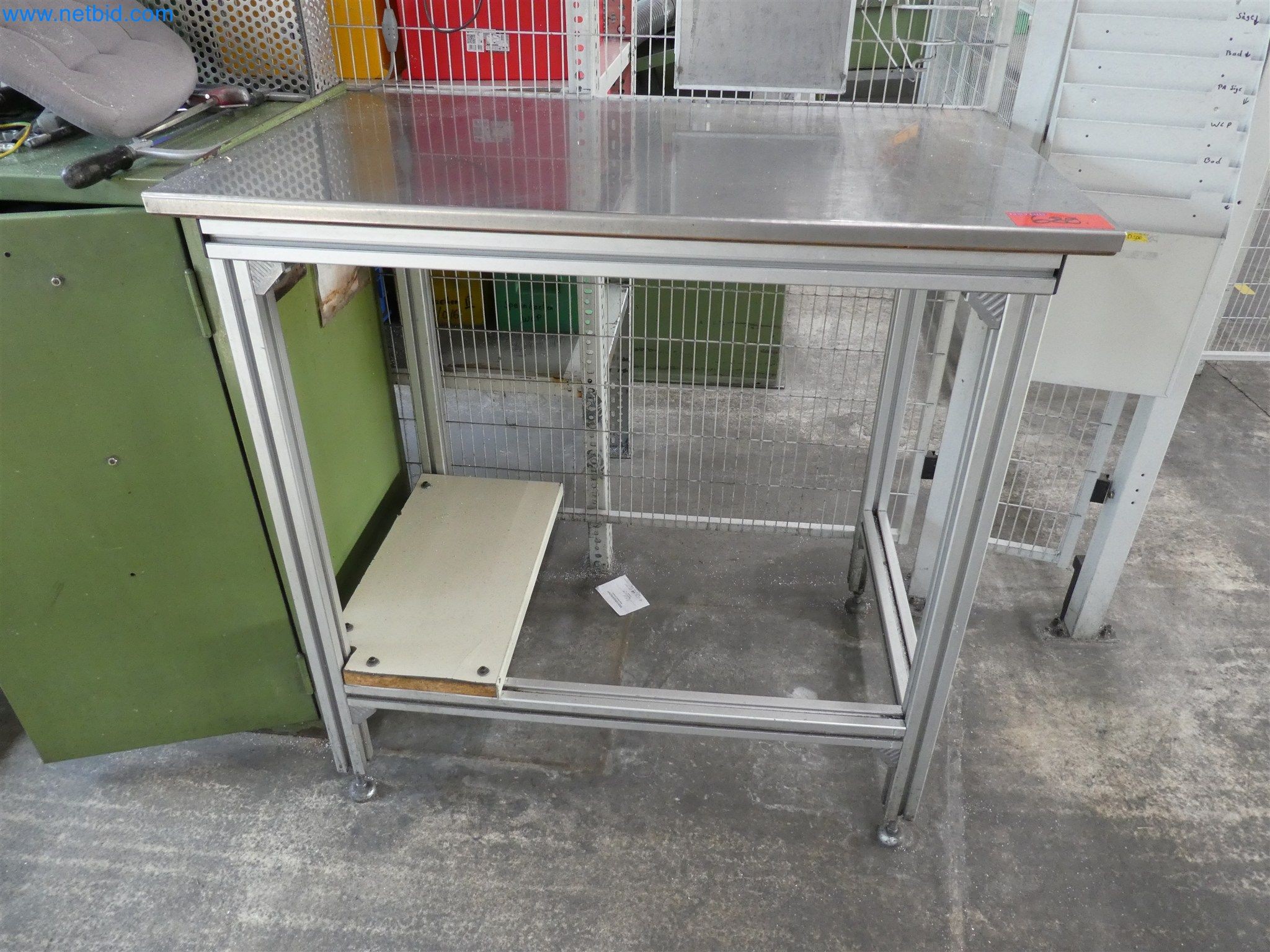 Máquinas de moldeo por inyección, máquinas CNC y líneas de montaje para elementos calefactores y componentes de automoción-2