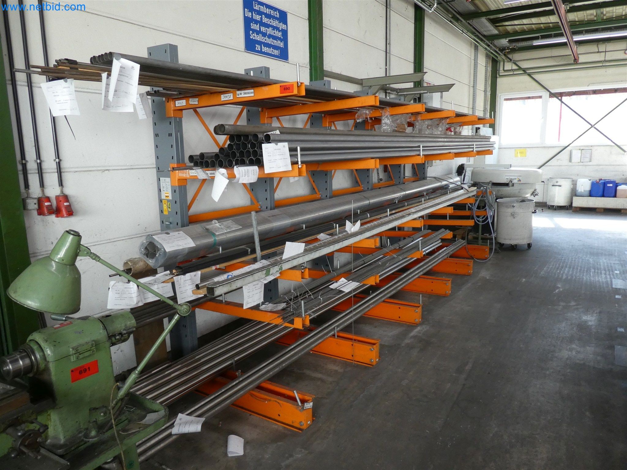 Máquinas de moldeo por inyección, máquinas CNC y líneas de montaje para elementos calefactores y componentes de automoción-2