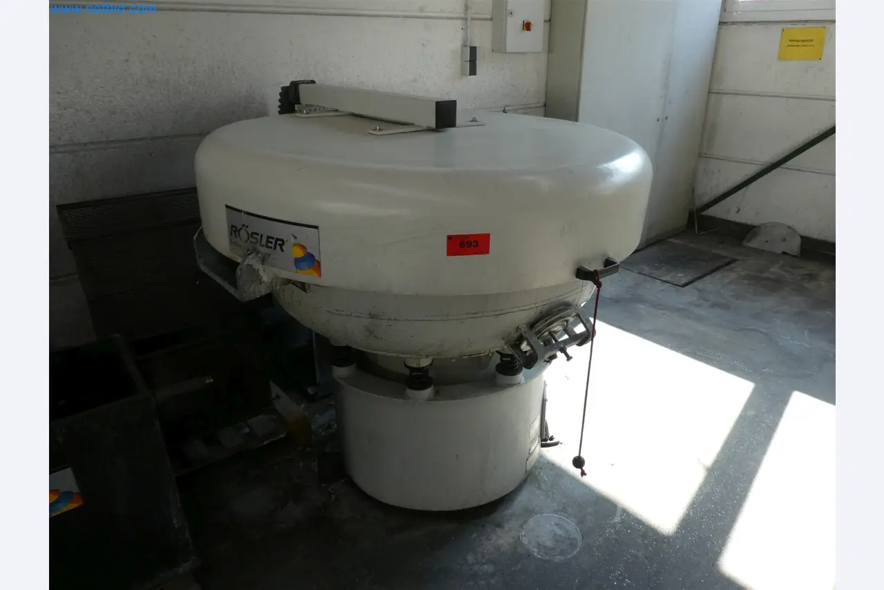 Máquinas de moldeo por inyección, máquinas CNC y líneas de montaje para elementos calefactores y componentes de automoción-3