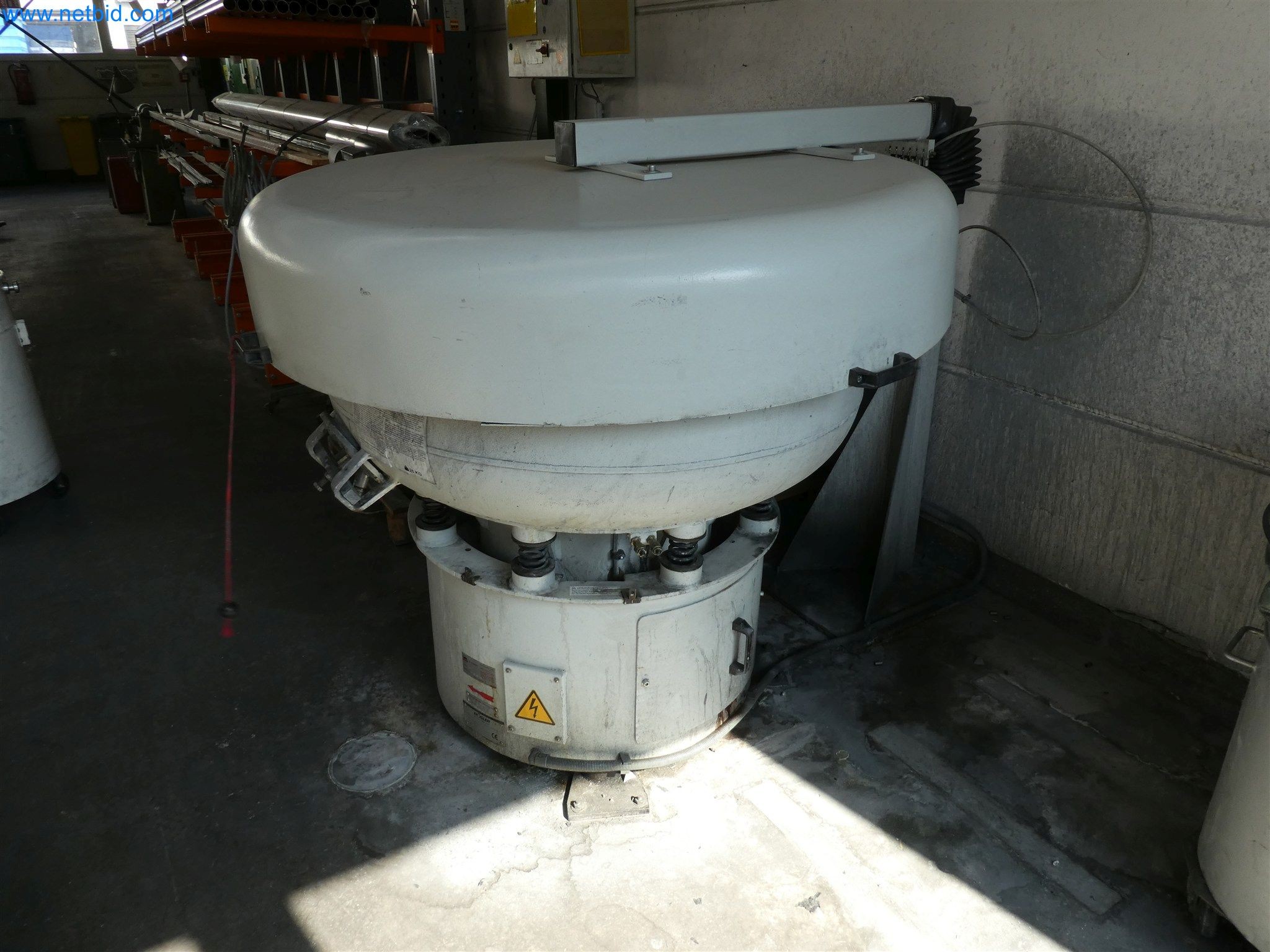 Máquinas de moldeo por inyección, máquinas CNC y líneas de montaje para elementos calefactores y componentes de automoción-4