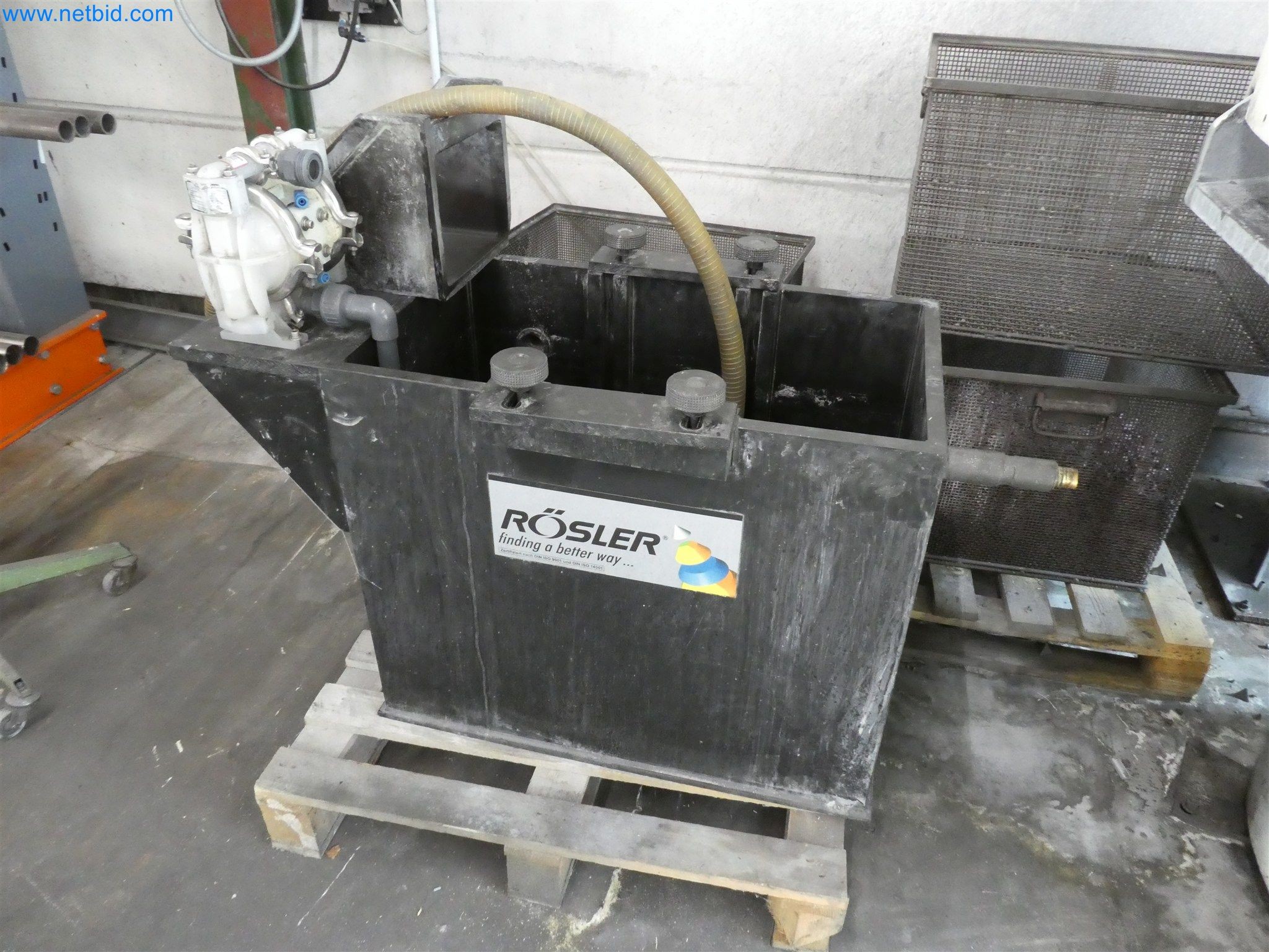 Máquinas de moldeo por inyección, máquinas CNC y líneas de montaje para elementos calefactores y componentes de automoción-6