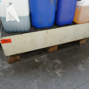 Bac de rétention pour produits dangereux