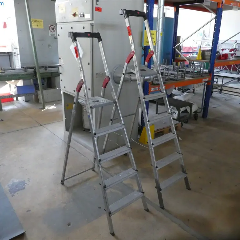 Echelle pliante en aluminium Hailo