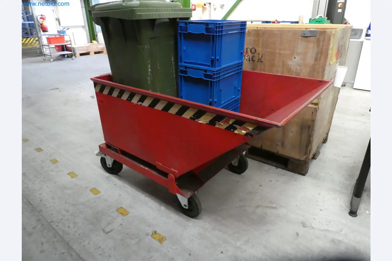 Máquinas de moldeo por inyección, máquinas CNC y líneas de montaje para elementos calefactores y componentes de automoción-3