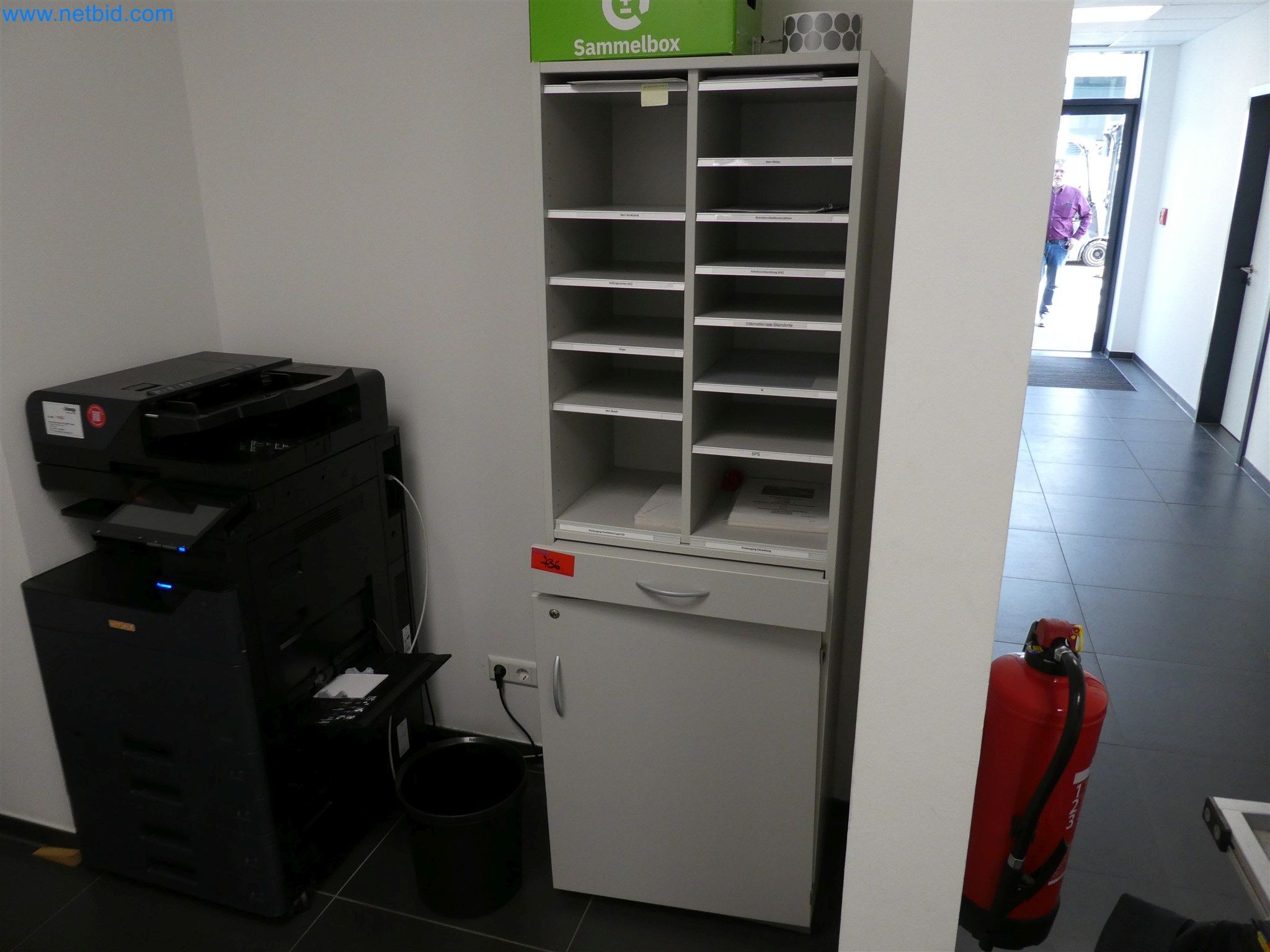 Máquinas de moldeo por inyección, máquinas CNC y líneas de montaje para elementos calefactores y componentes de automoción-1