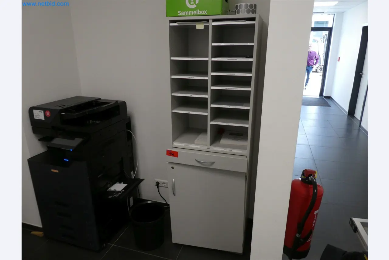 Máquinas de moldeo por inyección, máquinas CNC y líneas de montaje para elementos calefactores y componentes de automoción-1