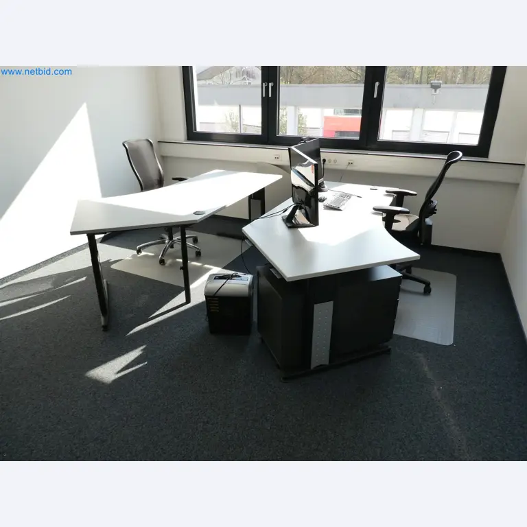 Injection molding machines, CNC machines & assembly lines for heating elements and automotive components-4