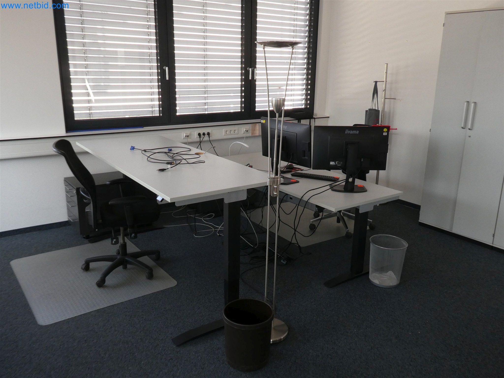 Injection molding machines, CNC machines & assembly lines for heating elements and automotive components-3