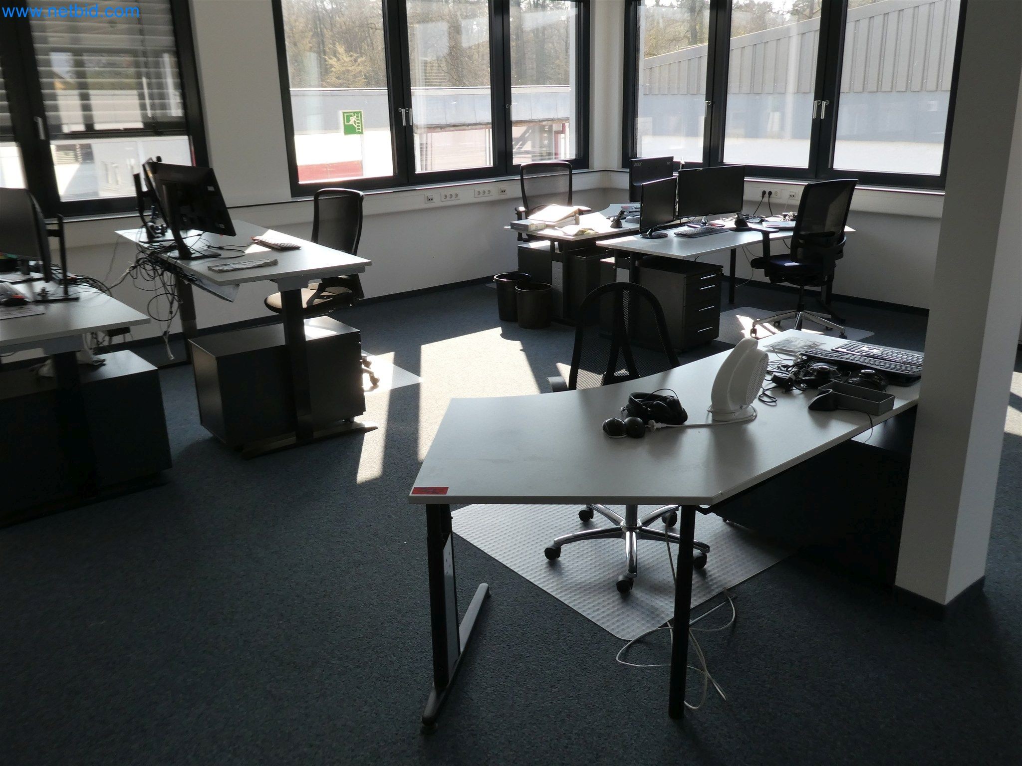 Injection molding machines, CNC machines & assembly lines for heating elements and automotive components-9