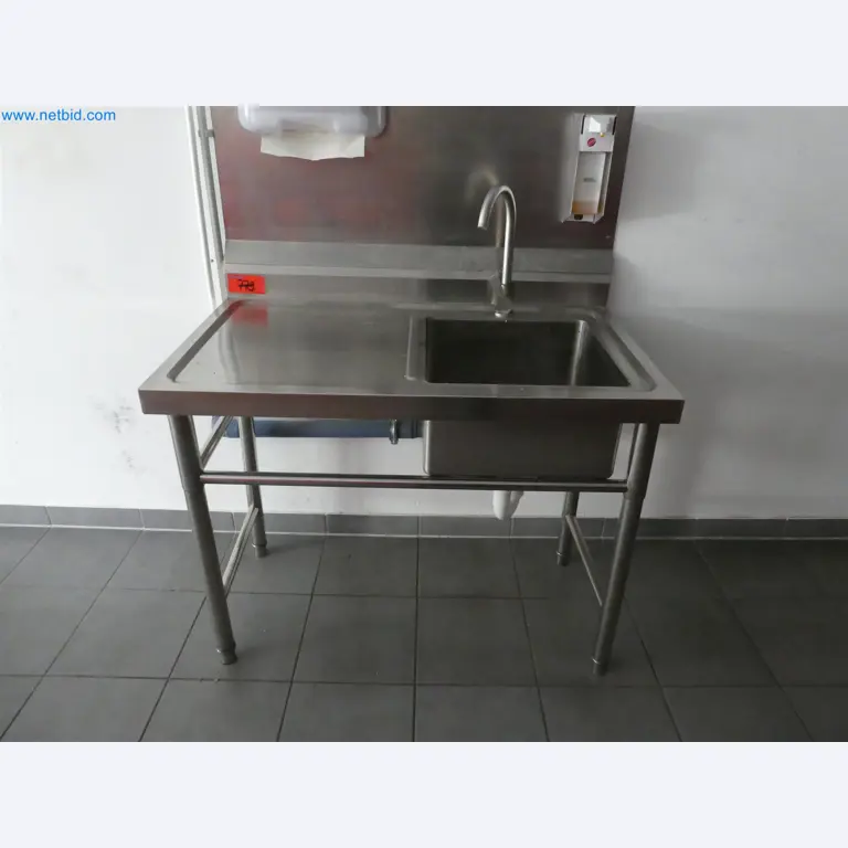 Injection molding machines, CNC machines & assembly lines for heating elements and automotive components-3