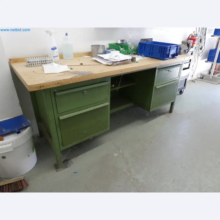 Máquinas de moldeo por inyección, máquinas CNC y líneas de montaje para elementos calefactores y componentes de automoción-1