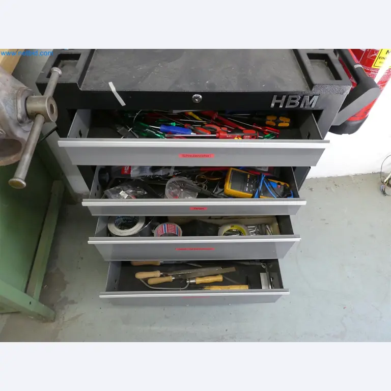 Máquinas de moldeo por inyección, máquinas CNC y líneas de montaje para elementos calefactores y componentes de automoción-4