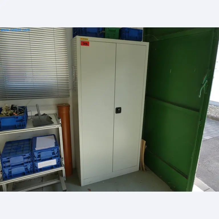 Máquinas de moldeo por inyección, máquinas CNC y líneas de montaje para elementos calefactores y componentes de automoción-4