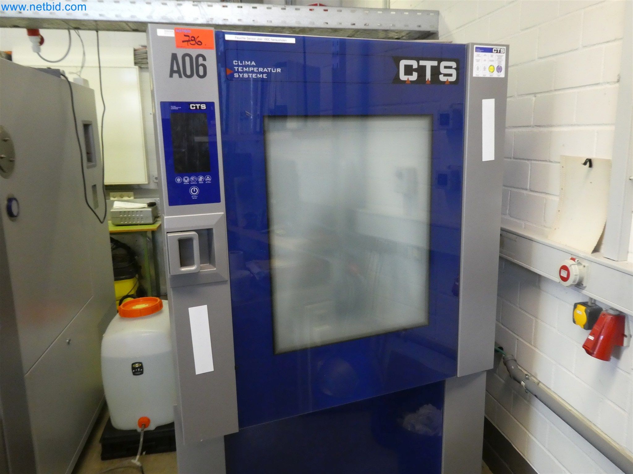 Máquinas de moldeo por inyección, máquinas CNC y líneas de montaje para elementos calefactores y componentes de automoción-2