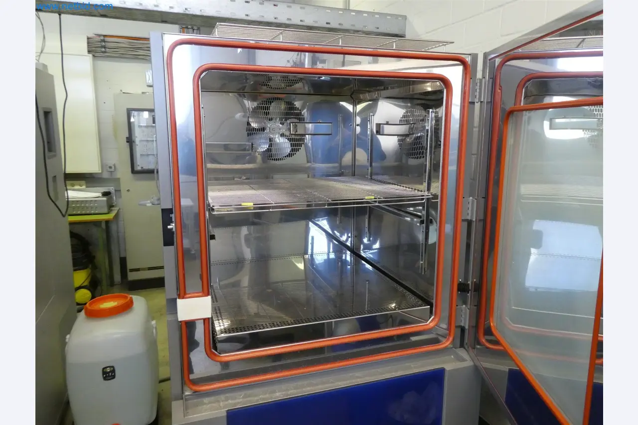 Máquinas de moldeo por inyección, máquinas CNC y líneas de montaje para elementos calefactores y componentes de automoción-4