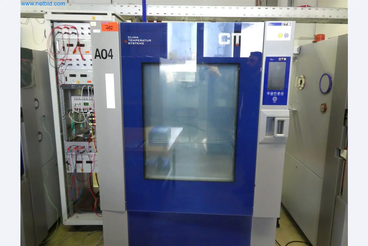 Máquinas de moldeo por inyección, máquinas CNC y líneas de montaje para elementos calefactores y componentes de automoción-1