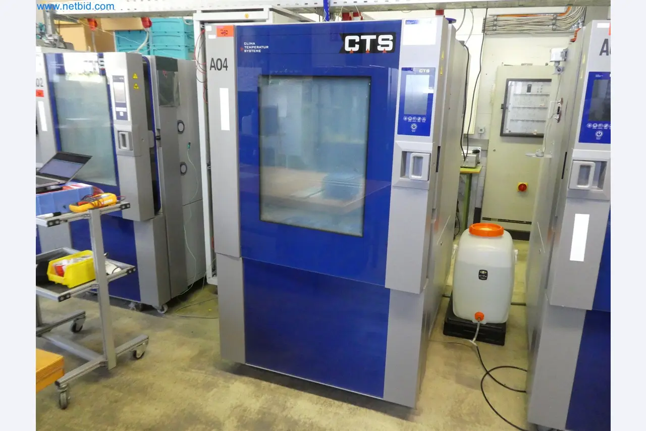 Máquinas de moldeo por inyección, máquinas CNC y líneas de montaje para elementos calefactores y componentes de automoción-3